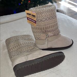 Nwt* Muk Luks "Janie" Boots